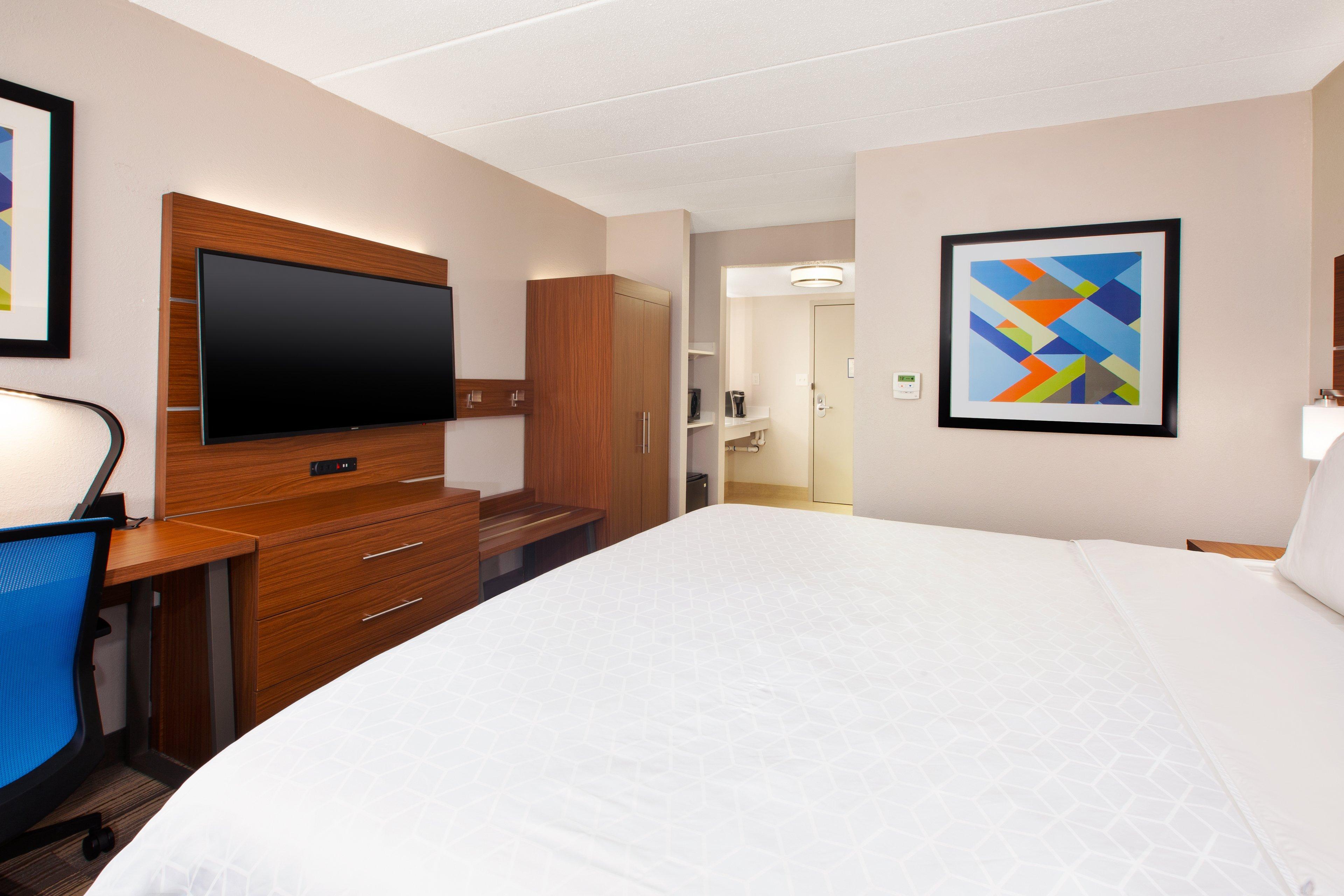 Holiday Inn Express Fairfax-Arlington Boulevard, An Ihg Hotel Ngoại thất bức ảnh