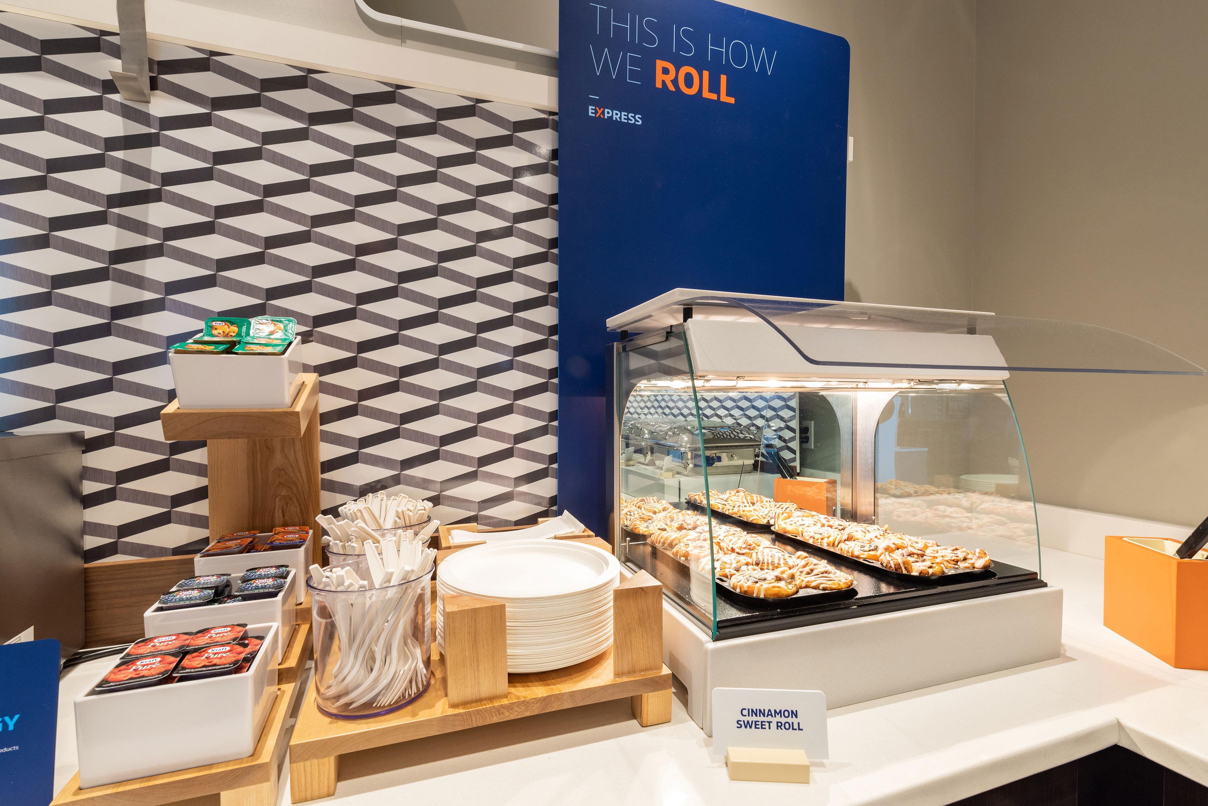 Holiday Inn Express Fairfax-Arlington Boulevard By Ihg Ngoại thất bức ảnh